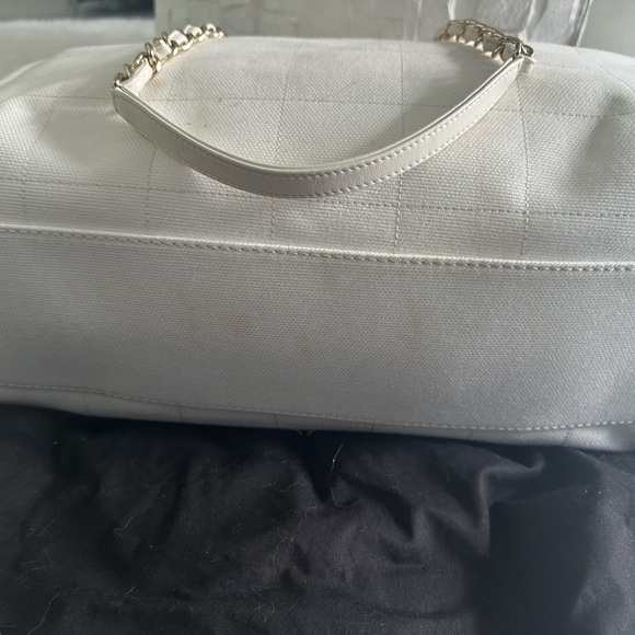 Chanel Deauville Large Shopping Bag White - Picture 6 of 15